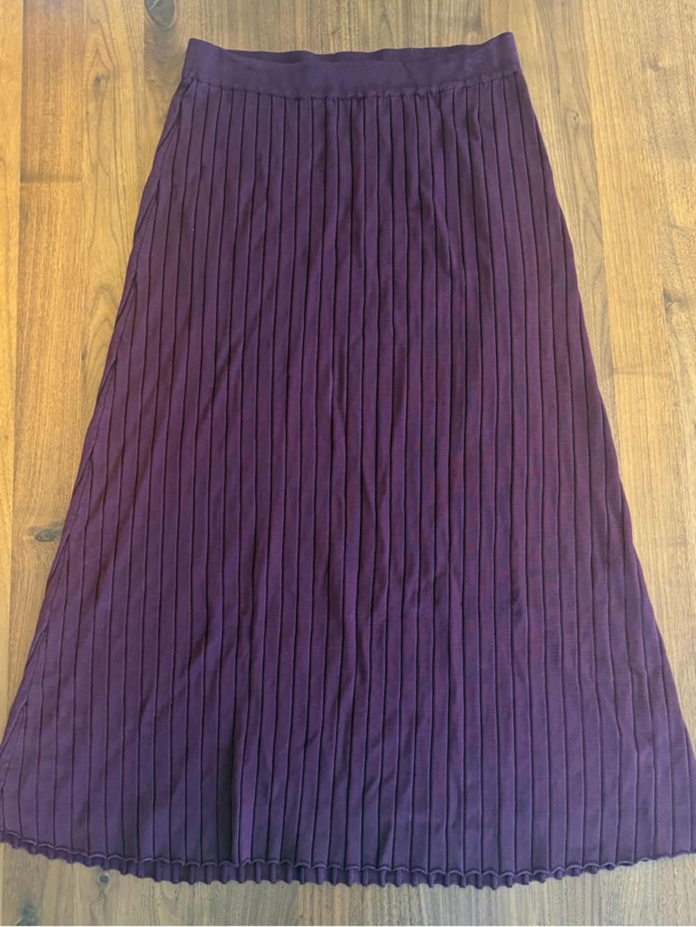 ZARA Burgundy Pleated Knit Midi Skirt Size M Elastic Waist